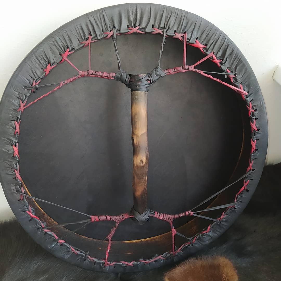 Шаманский бубен